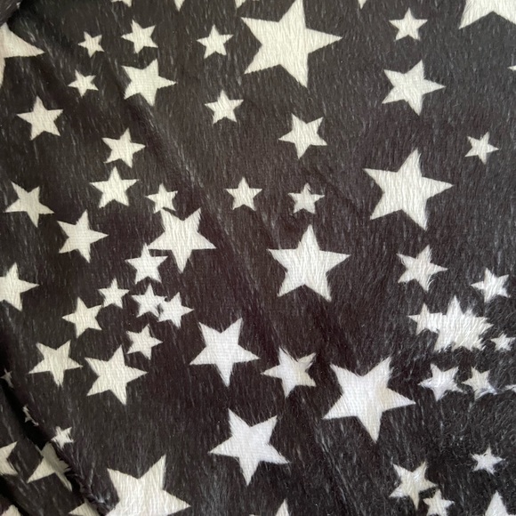 Lola + the Boys, girls unicorn sequin bomber size 8 & 12. - Picture 4 of 8